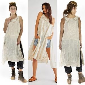 Magnolia Pearl linen dress.